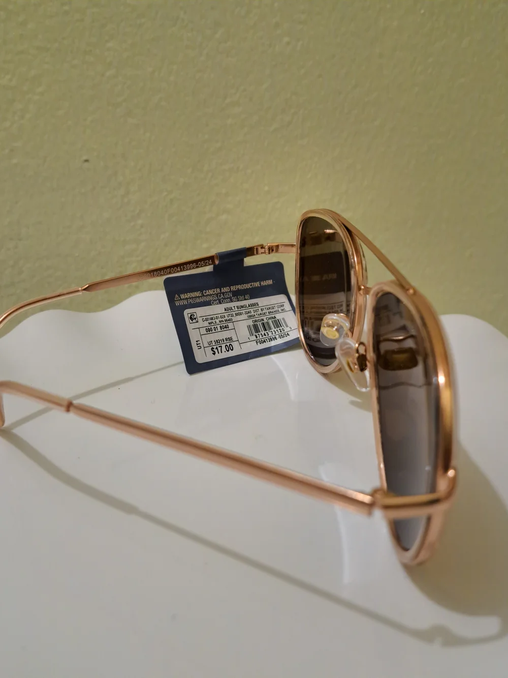 Aviator Sunglasses in Rose Gold Tone with Brown Lenses
